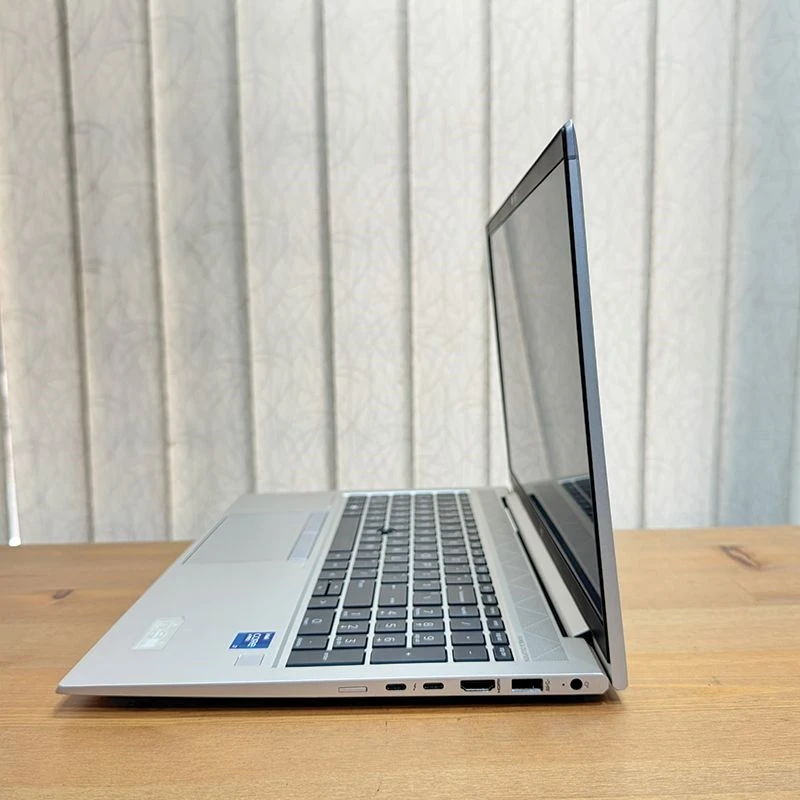 HP EliteBook 850 G8 CORE I7' 11TH  RAM 16GB DDR4 SSD 512 NVME